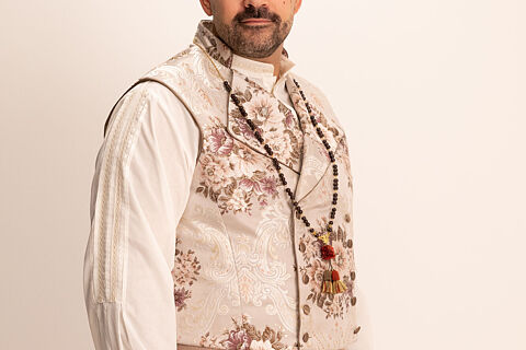 GUILLERMO SANTOLARIA