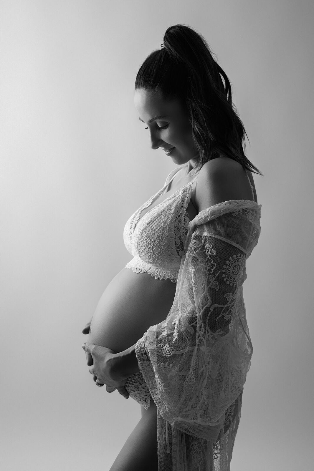 Leticia Fontán | Fotografía newborn, embarazo y bebés en Pontevedra - bn-6-ts20250618101656433910.jpg