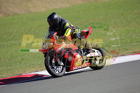 11.15 Moto tutte le categorie