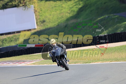 15.25 rosso - Two Stroke is Back