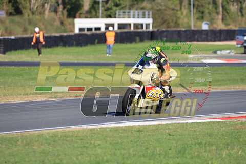 15.55 Moto tutte le categorie