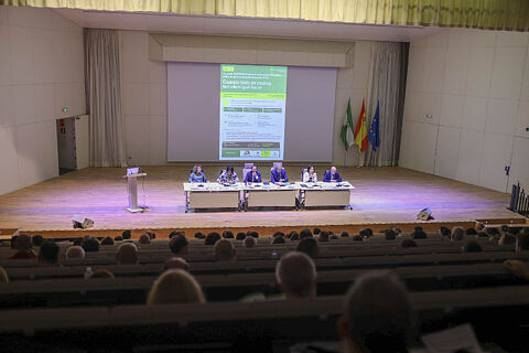 jornada informativa para la comunidad educativa sobre la serie sísmica de Granada 2026
