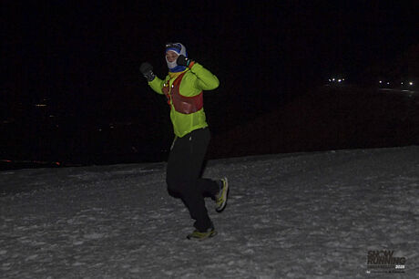 Snow Running Sierra Nevada 207