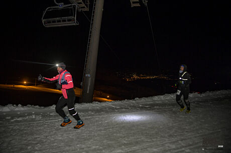 Snow Running Sierra Nevada 339