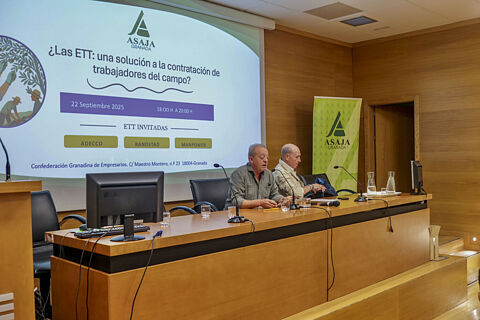 Inicio de la jornada informativa 
