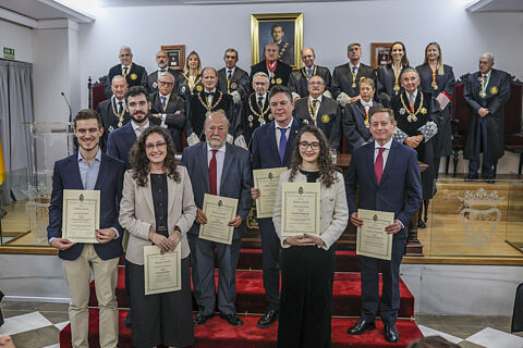 entrega de sus premios anuales de la Real Academia de Jurisprudencia y Legislación de Granada