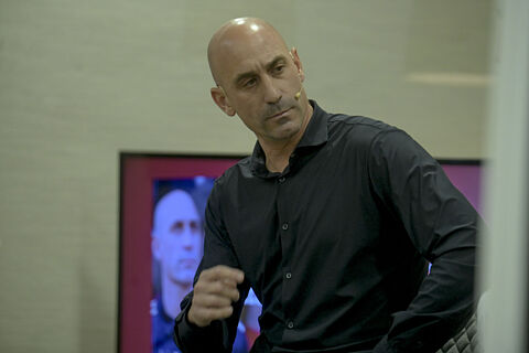Luis Rubiales, expresidente de la RFEF, presenta su libro Matar a Rubiales