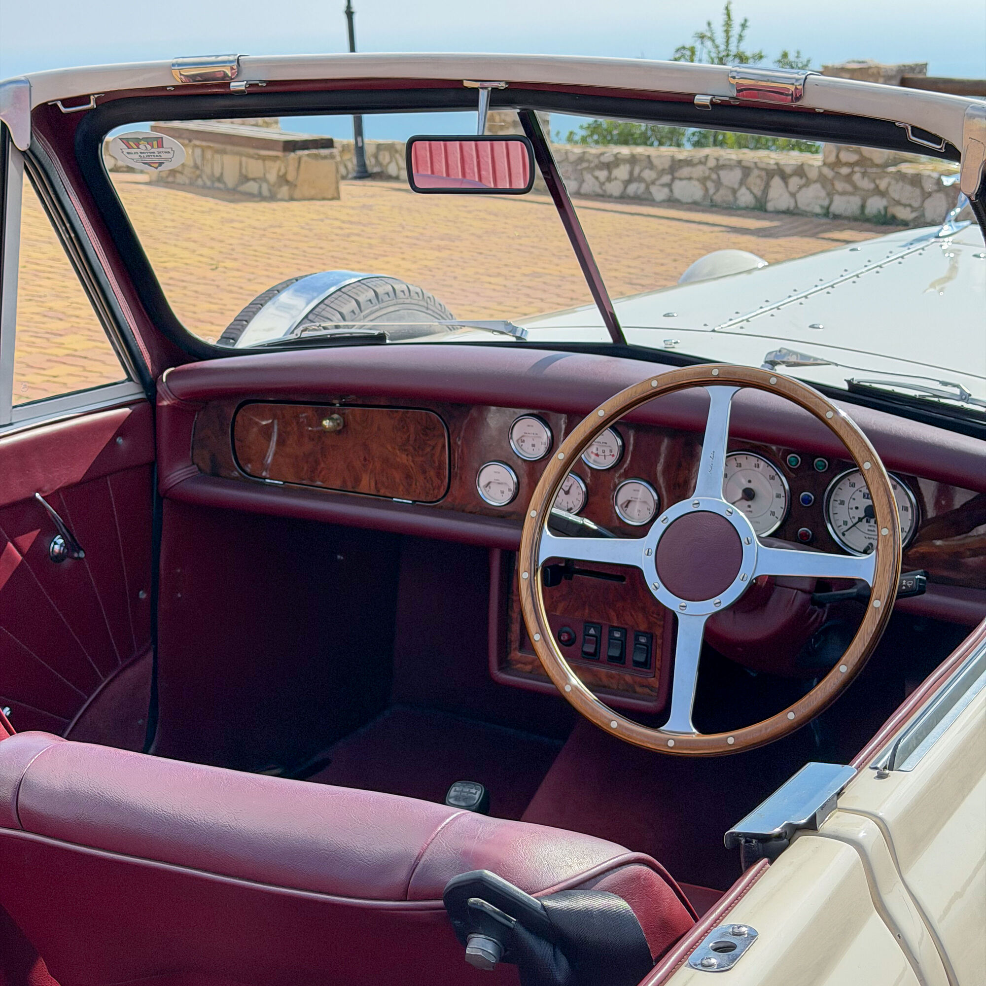 ESTUDIOGAMA2025-10-18-1024