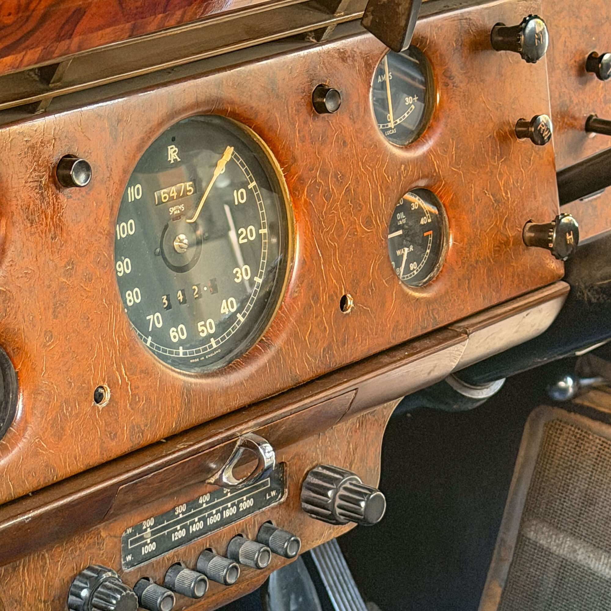 ESTUDIOGAMA2025-11-15-1002