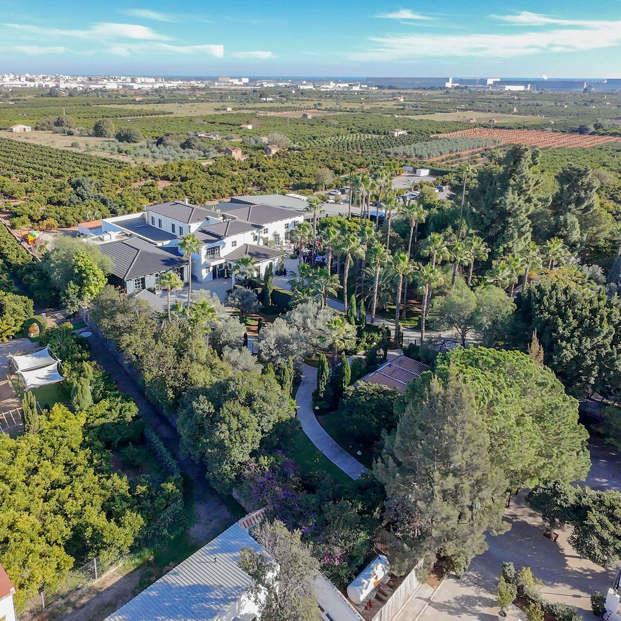 ESTUDIOGAMA2025-11-29-1016