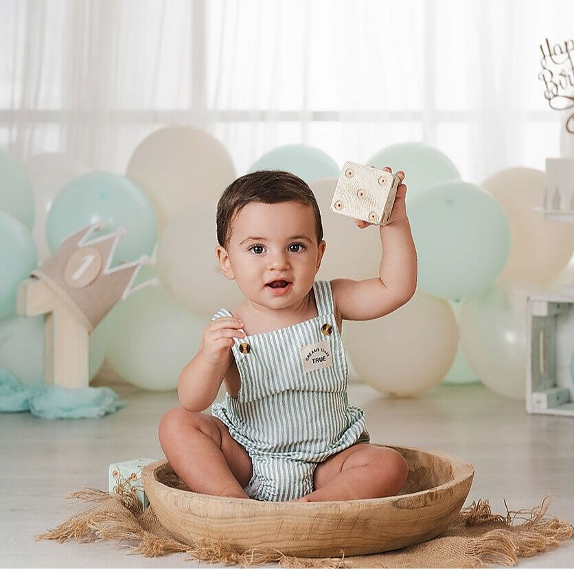 Galerafotografiabymonica - dscf9609-cumpleanos-primer-ano-smash-cake-ts20260307122759209287.jpg