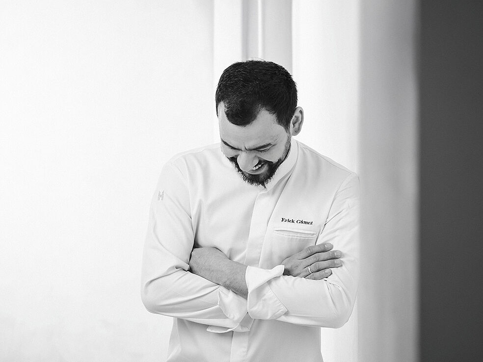 RETRATO MARCA PERSONAL/GALERA FOTOGRAFÍA BY MÒNICA/ BARCELONA Retrato del Chef privado Erick Gámez, serie de fotgrafías utilizadas para su web y RRSS, realizadas en el estudio de Galera Fotografía by Monica en Barcelona