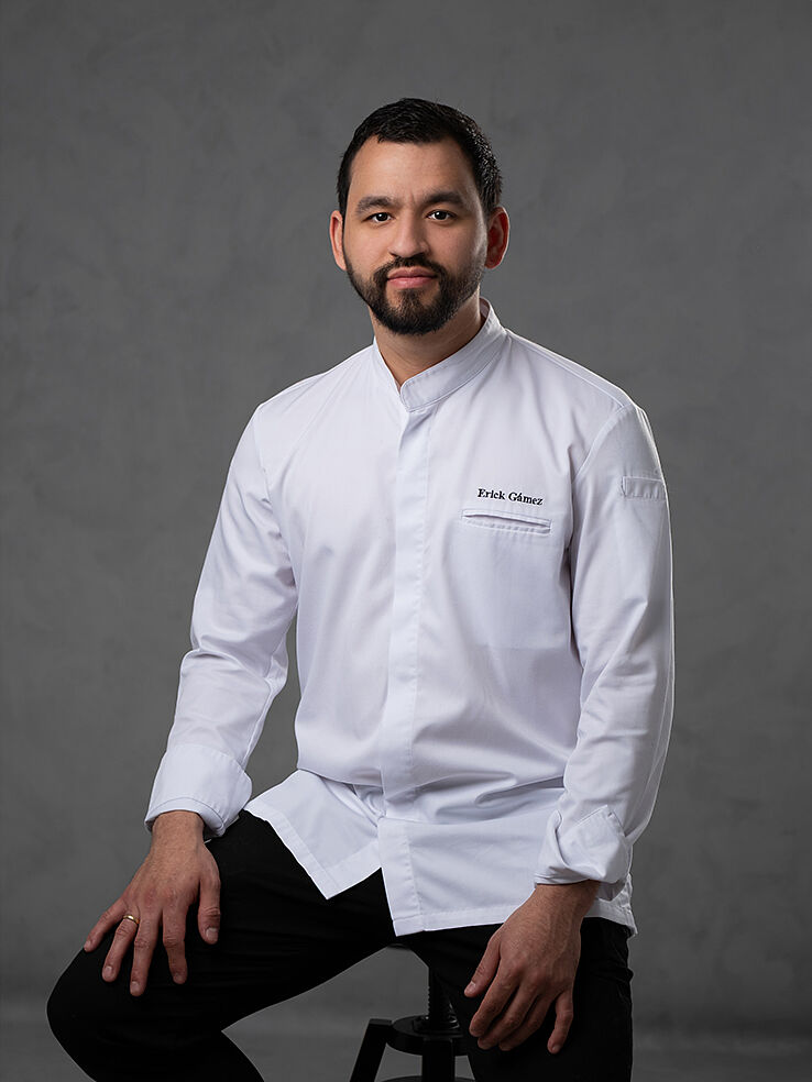 RETRATO MARCA PERSONAL/GALERA FOTOGRAFÍA BY MÒNICA/ BARCELONA Retrato del Chef privado Erick Gámez, serie de fotgrafías utilizadas para su web y RRSS, realizadas en el estudio de Galera Fotografía by Monica en Barcelona