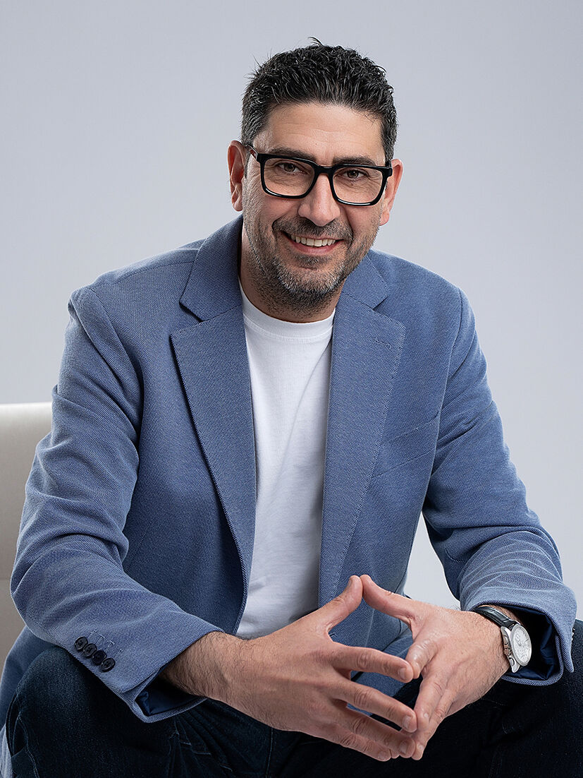 Galerafotografiabymonica - marca-personal-galera-fotografia-by-monica-barcelona-retrato-profesional-034-ts20260722095212529317.jpg