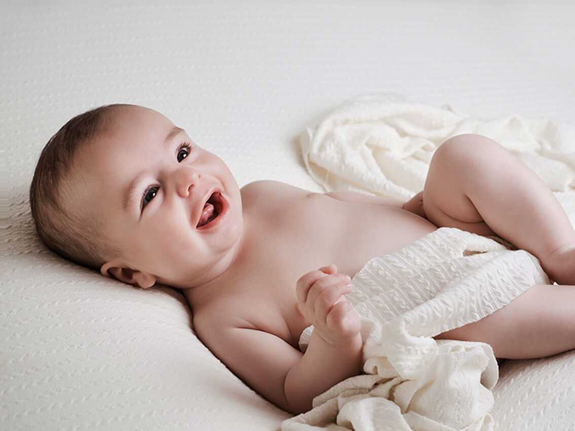 Galerafotografiabymonica - cumpleanos-smash-cake-seguimiento-cuatro-meses-bebe-galera-fotografia-bu-monica-barcelona-ocho-meses-02-ts20260715112855216053.jpg