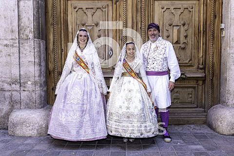 Besamanos Blanca
