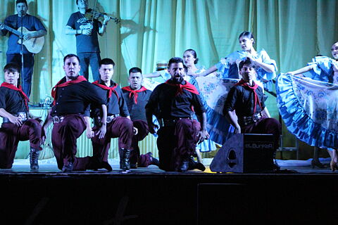 19 Cierre Rumbos Costeros -Ballet NV - Zerbini - Torta