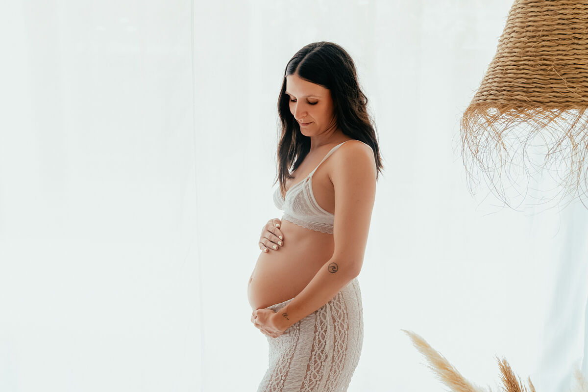 Mari Lozano-Fotografía de maternidad - mari_lozano-fotografia_embarazo_bebe_familia_newborn-2-ts20260224185710862223.jpg