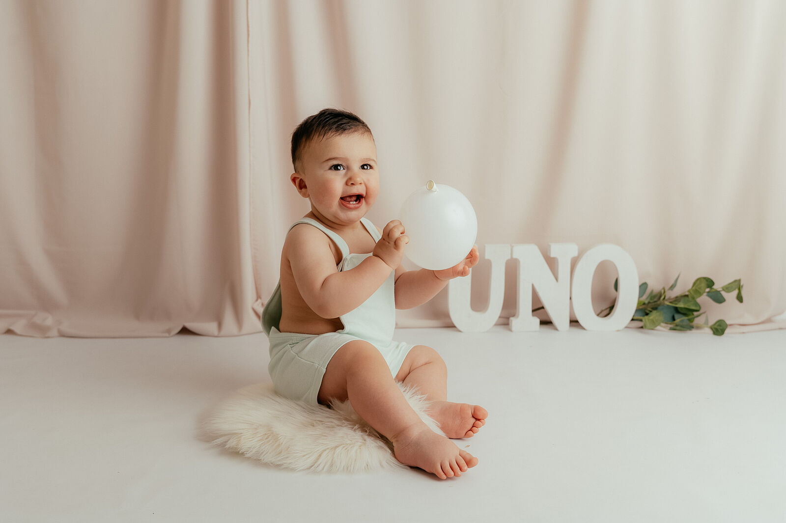 Mari Lozano-Fotografía de maternidad - sesion-bebe-cumpleanos-smash-cake-llinars-2142-ts20260325191855139596.jpg