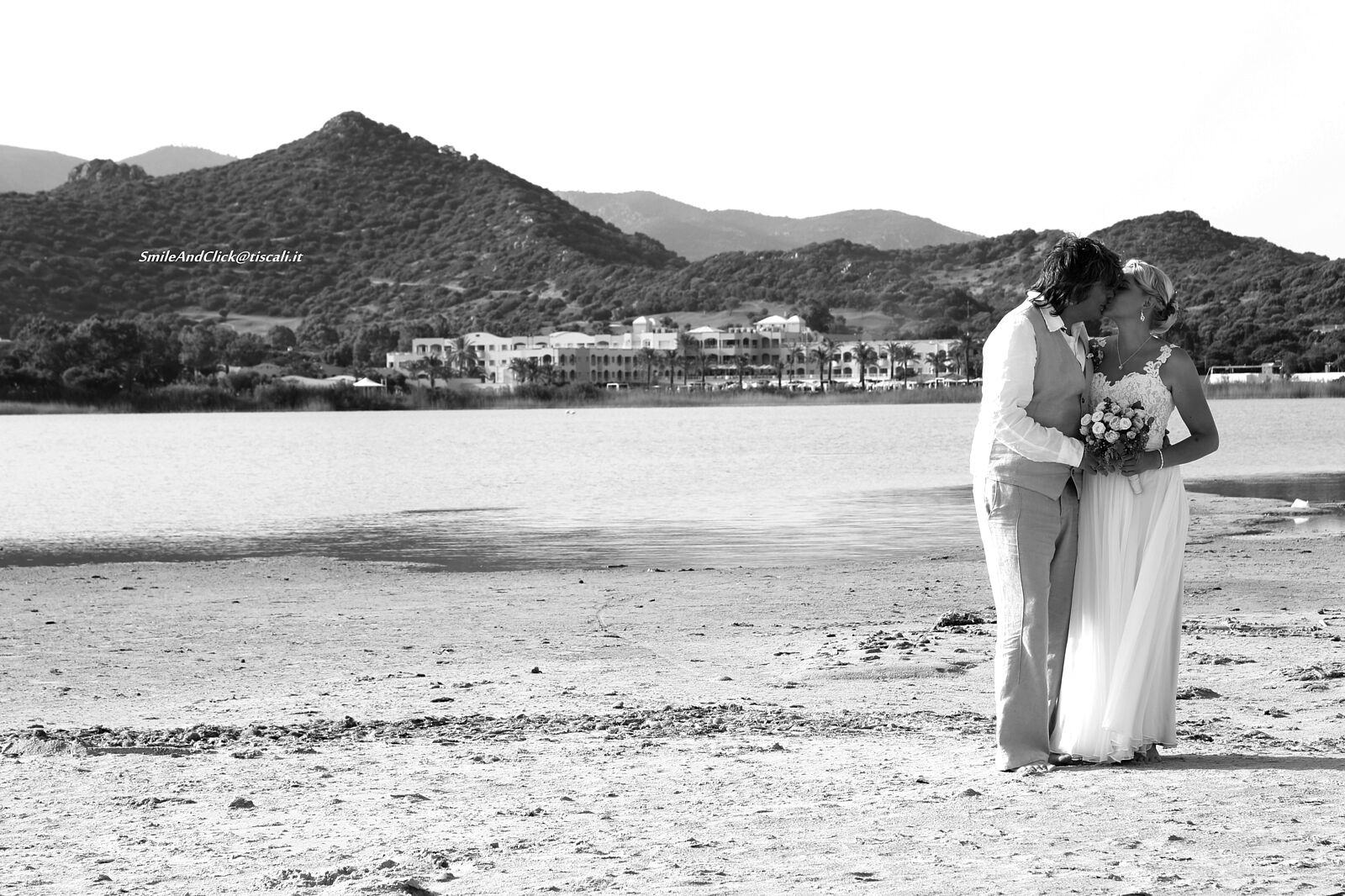 SMILE AND CLICK - 7s7a4969-ts20251202133213914431.jpg