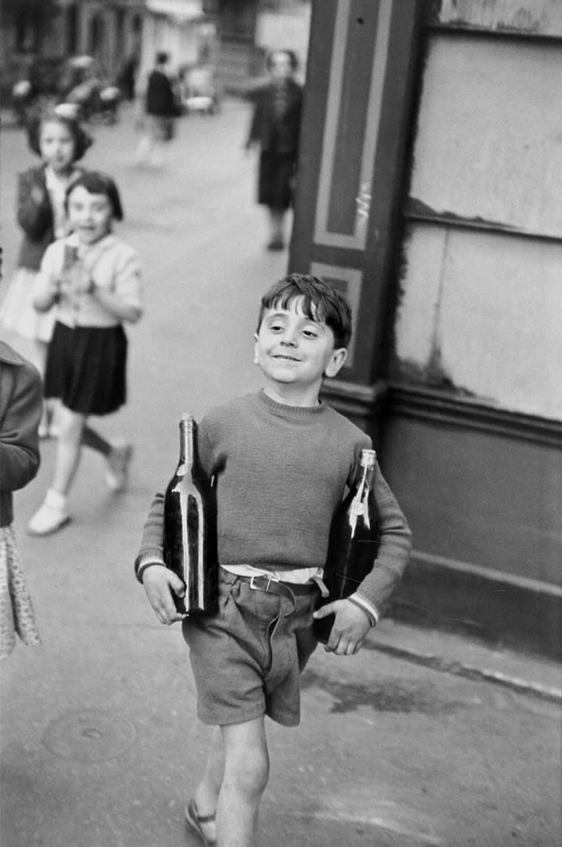 GlowMorStudio - henri-cartier-bresson-famous-photos-02-ts20260320204018988580.jpg