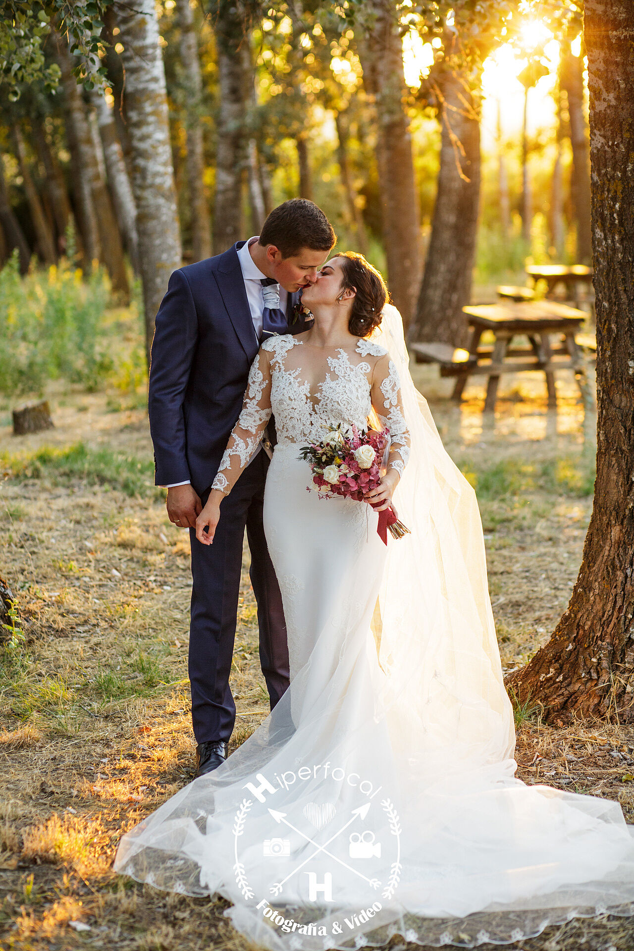 jose-ramon-mari-carme-salones-tele-bienvenida-usagre (23)