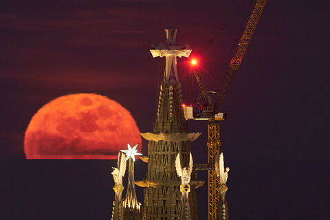 Arquitectura alineada con la luna