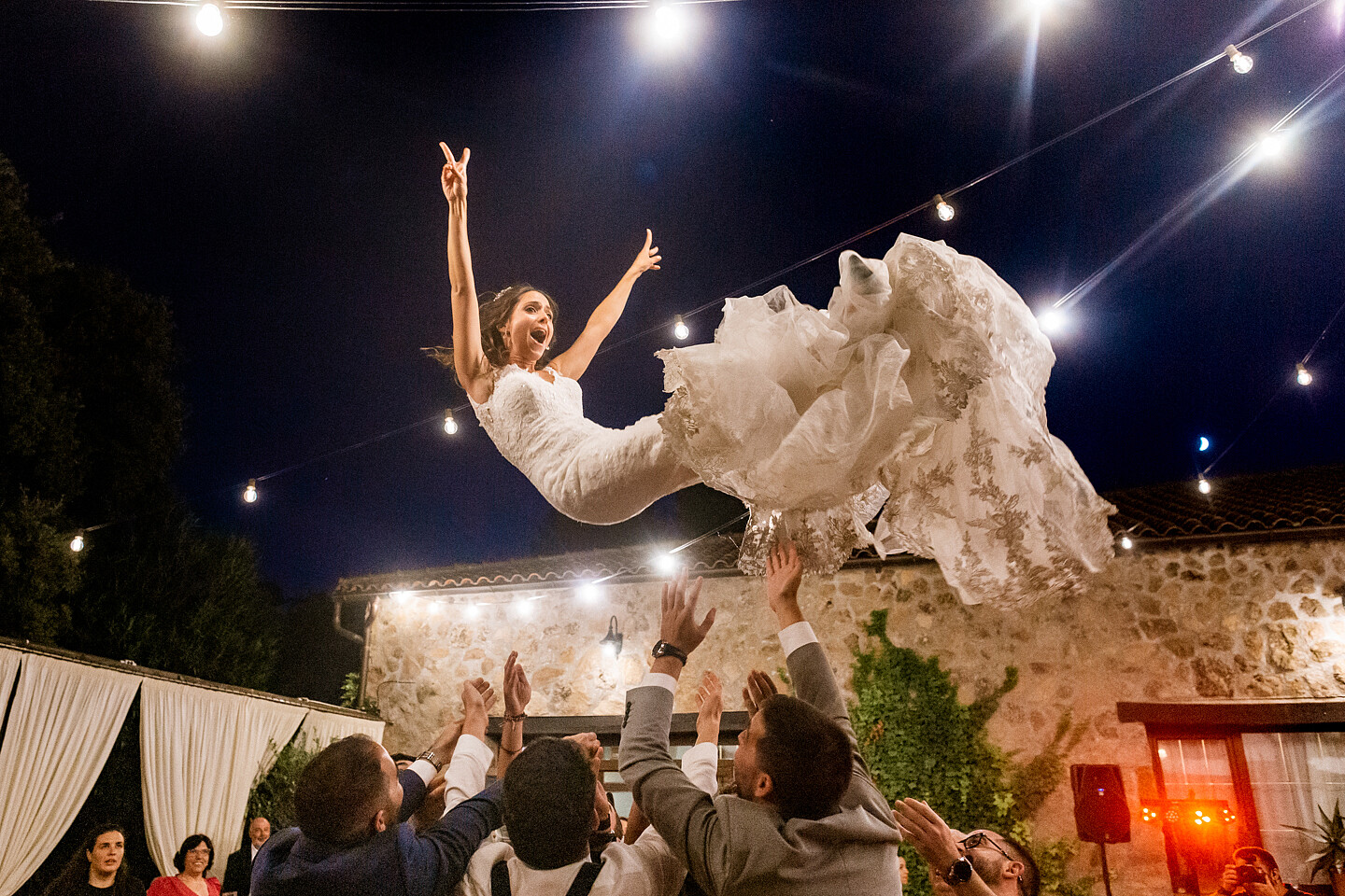 SUSANA Y PABLO - Reportaje de bodas en el Hotel Rural Villa Xarahiz - EXTUDIO 83-86