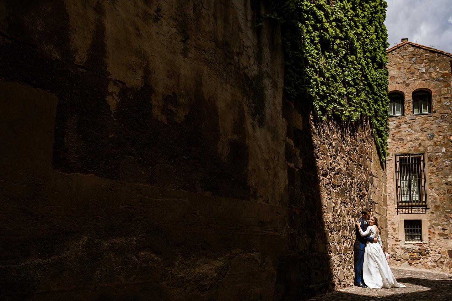 JORGE Y LAURA - Boda en el Castillo de las Seguras (Cáceres) - EXTUDIO 83-105