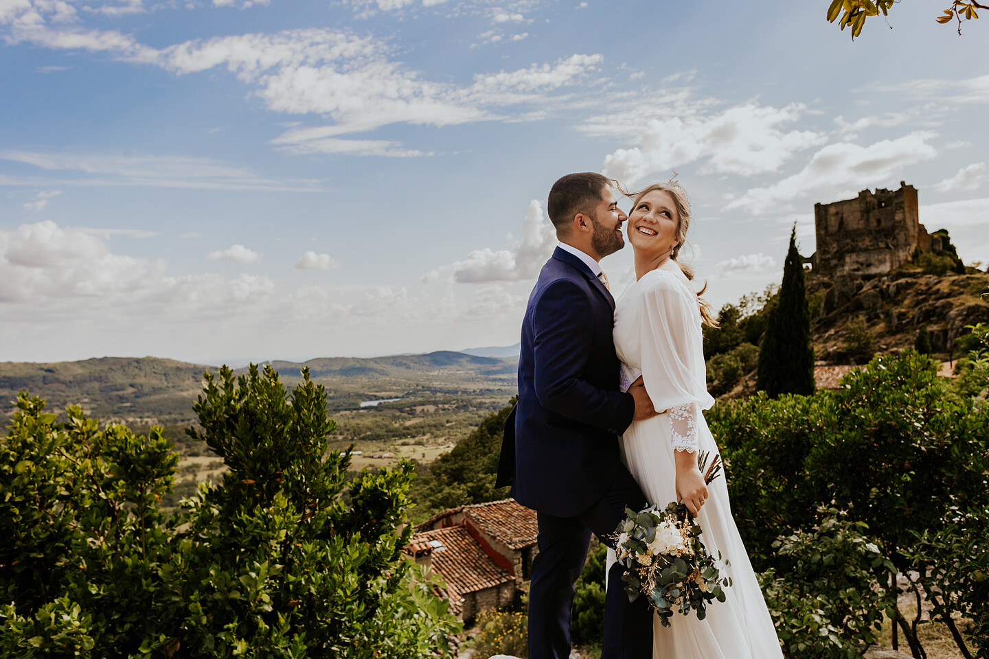 NELVA Y MARIO - Boda en el hotel rural Villa Xarahiz - EXTUDIO 83-155