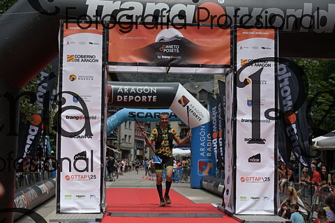 14:01 a 15:00