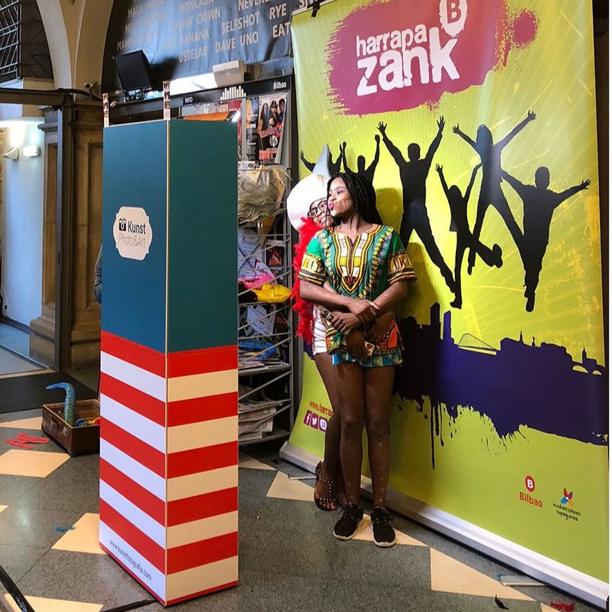 Fotomatón eventos empresas Fotografo Bilbao, Getxo, Zamudio, Erandio, Vitoria y Donosti.