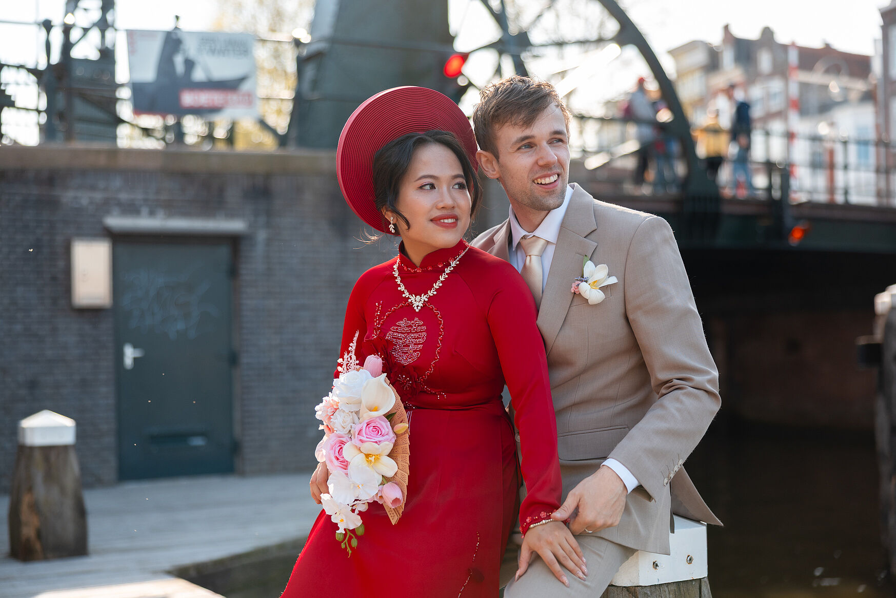 Multicultural wedding with Vietnamese traditions