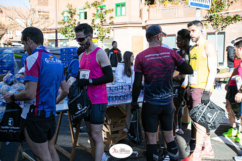 POST-META / DISFRACES / ABRAZOS