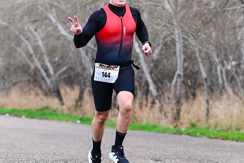 CARRERA A PIE FINAL Y META GANADOR