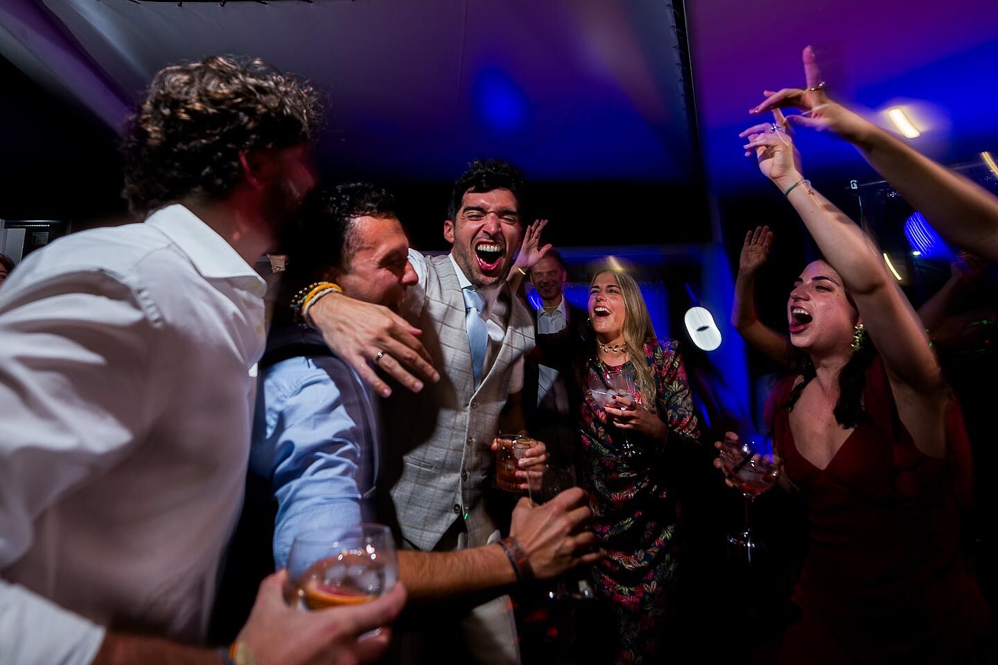 carlayalvaro-0881-29823-O