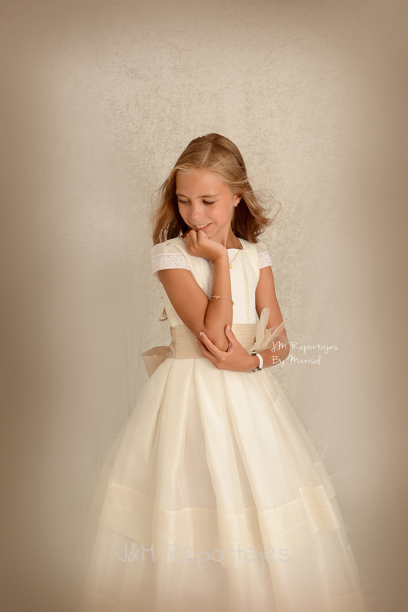 comunión-fotos-niña-zaragoza-marysol-fotografa-jm-reportajes-estudio-romántico 09wee