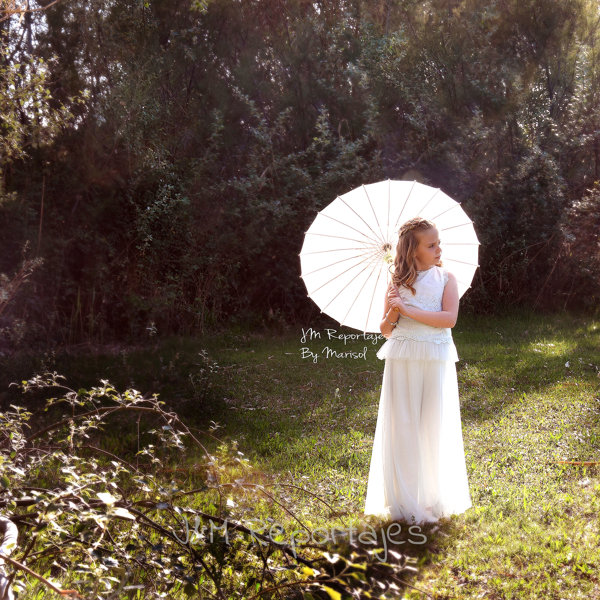 Comunión-Zaragoza-Marysol-fotógrafa-reportaje-fotos-niña-exterior 002