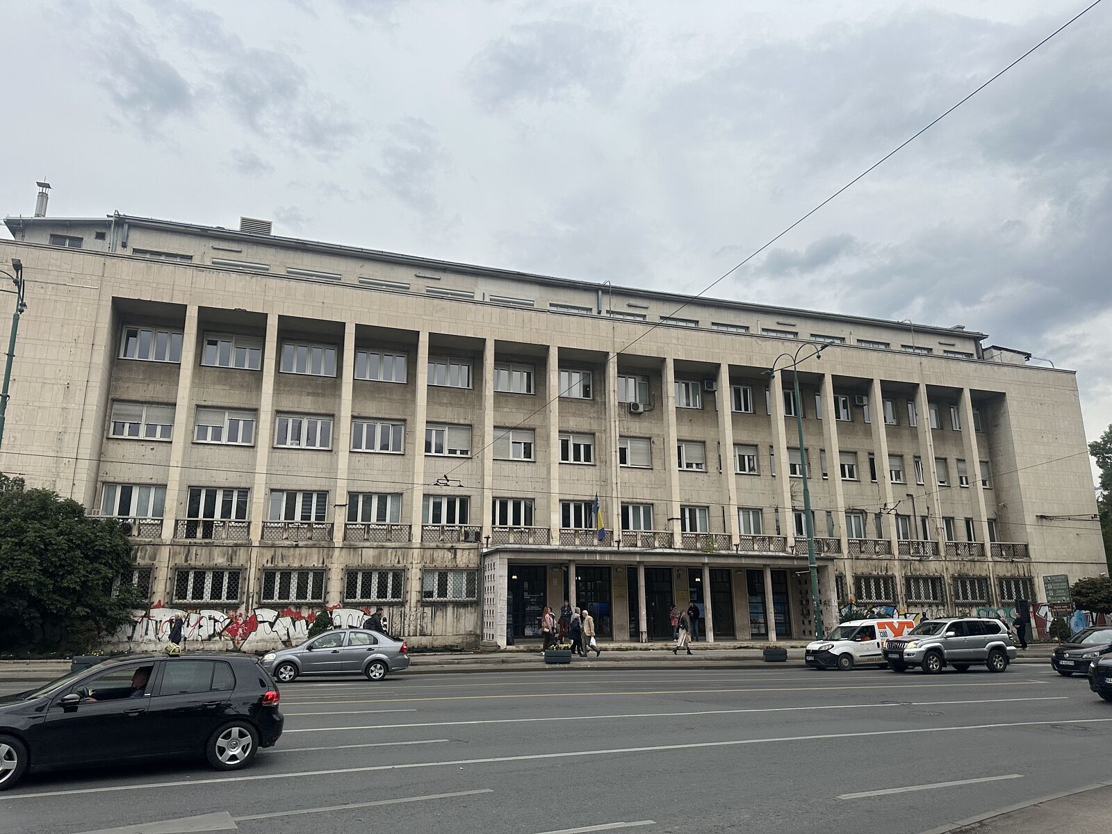 FBR Fotografía y Vídeo - snipper-allley-safaris-humanos-sarajevo-ts20251112102635453935.jpg