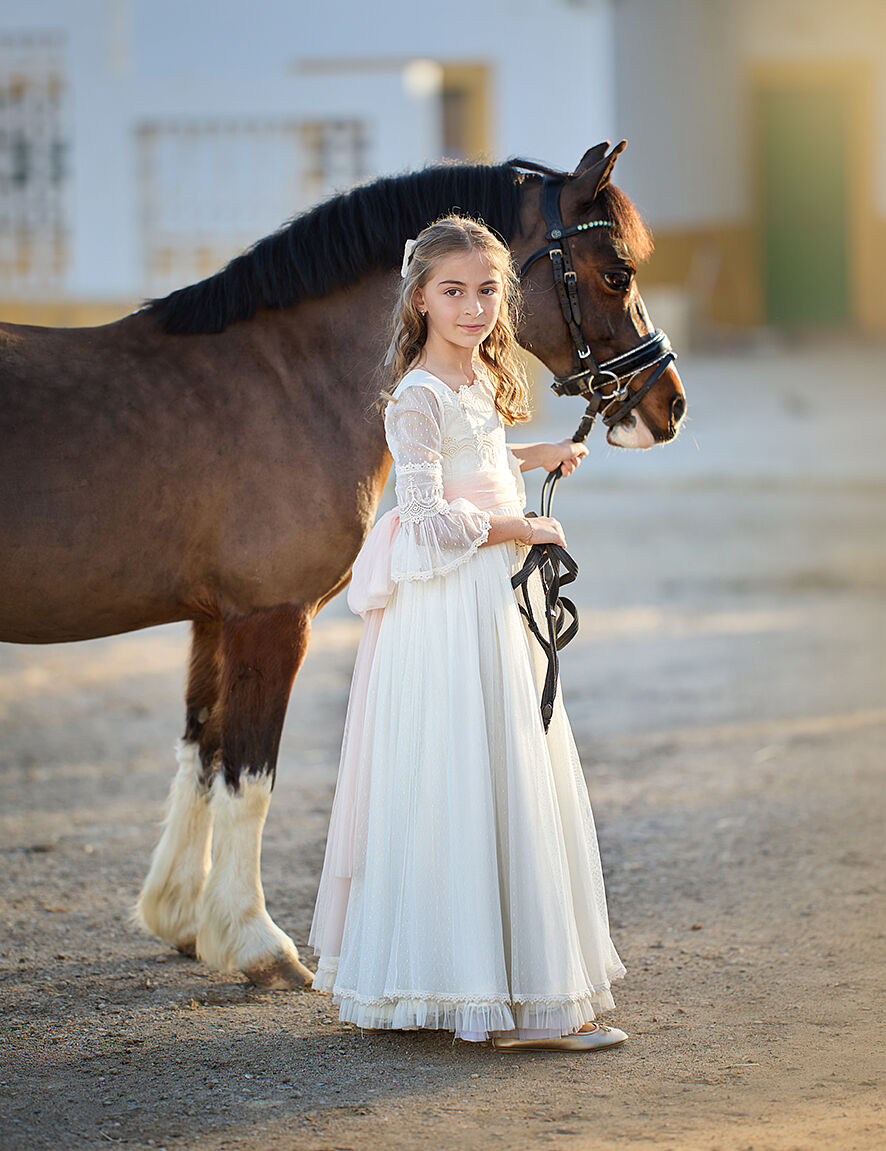 Antonio Siles Fotógrafo - reportaje-de-primera-comunion-en-club-hipico-de-almeria-ts20260404112634222876.jpg
