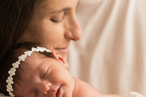CLARA NEWBORN FAMILIA