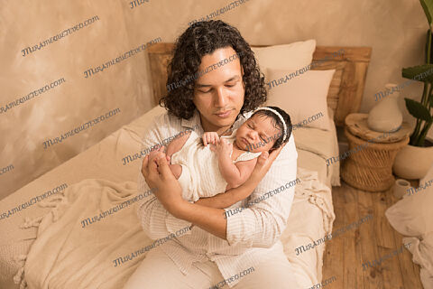 LUNA Newborn