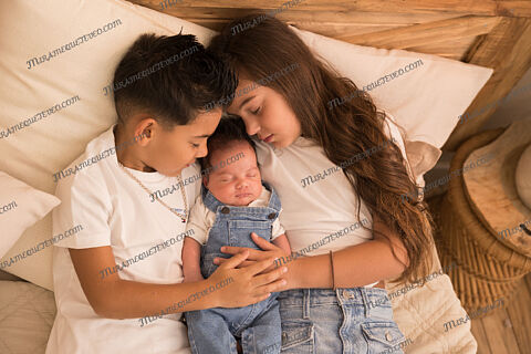 JOSÉ Newborn