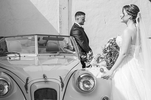 ADRIÁN & LOURDES