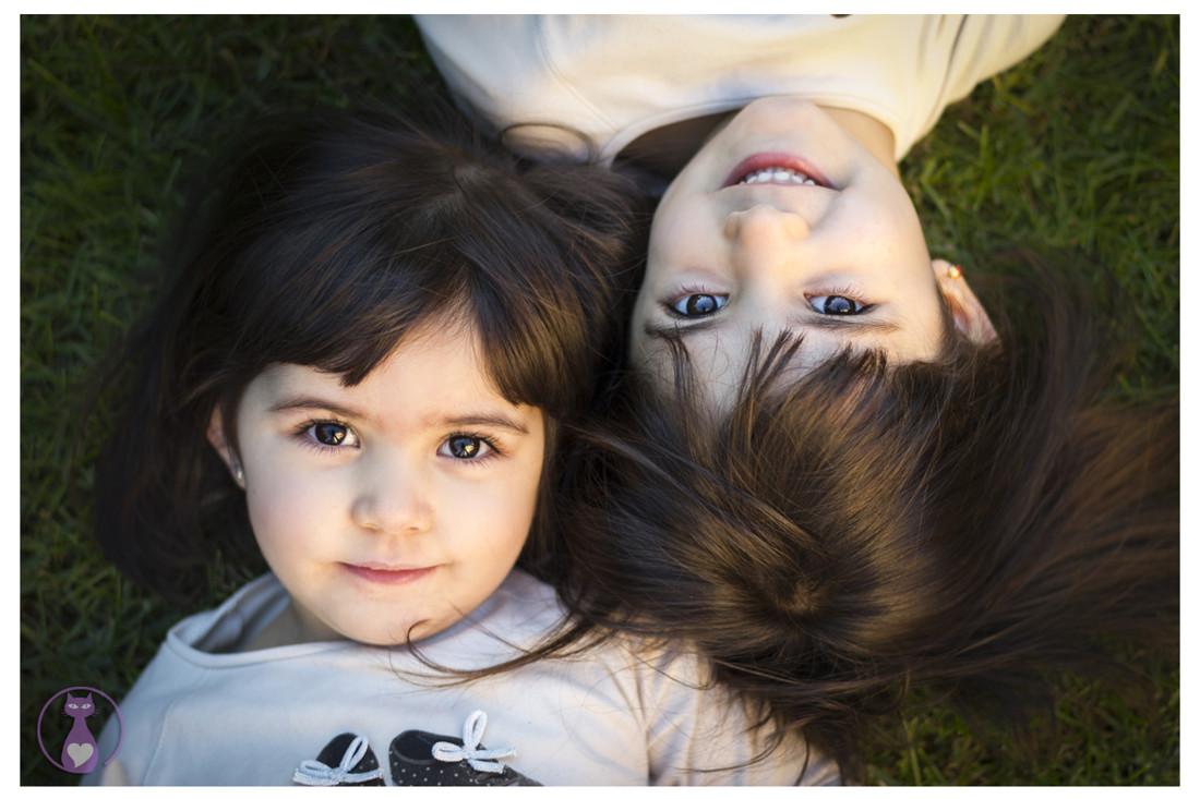 Hermanas, Fotografia, niños, alcala de henares, fotografo, Rebeca canalda, respetuoso
