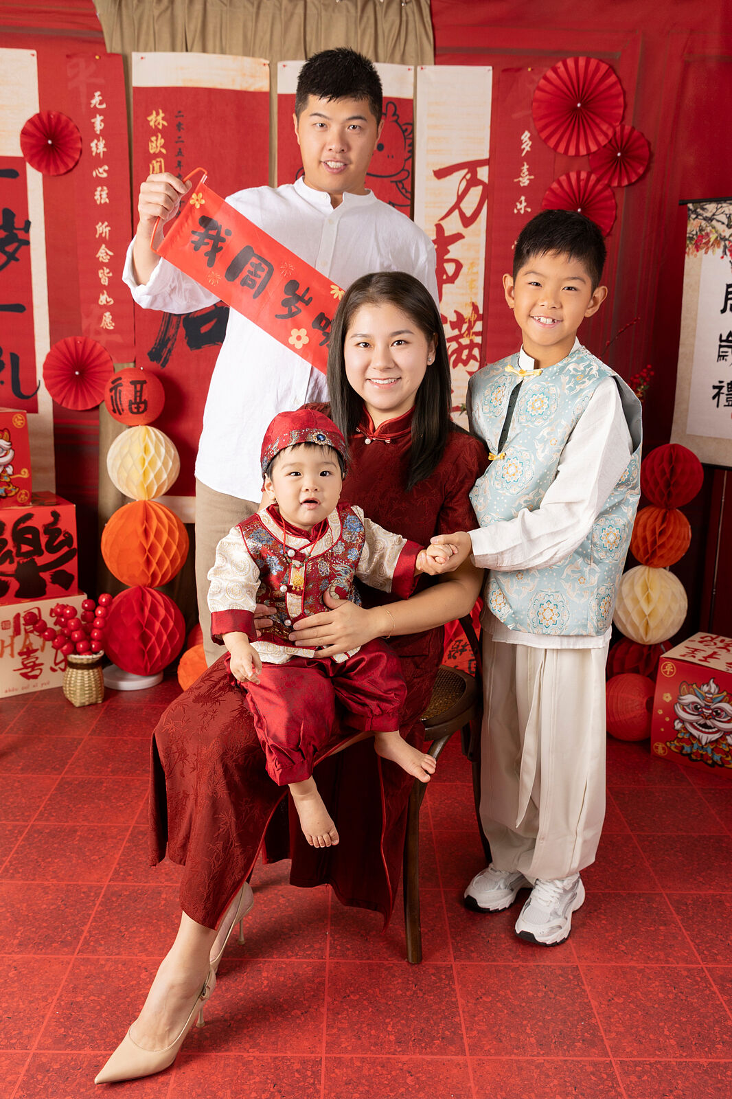 saraalarconfotografia - zhuazhou-retrato-abuelos-familia-lleida-01-ts20251008075742249925.jpg
