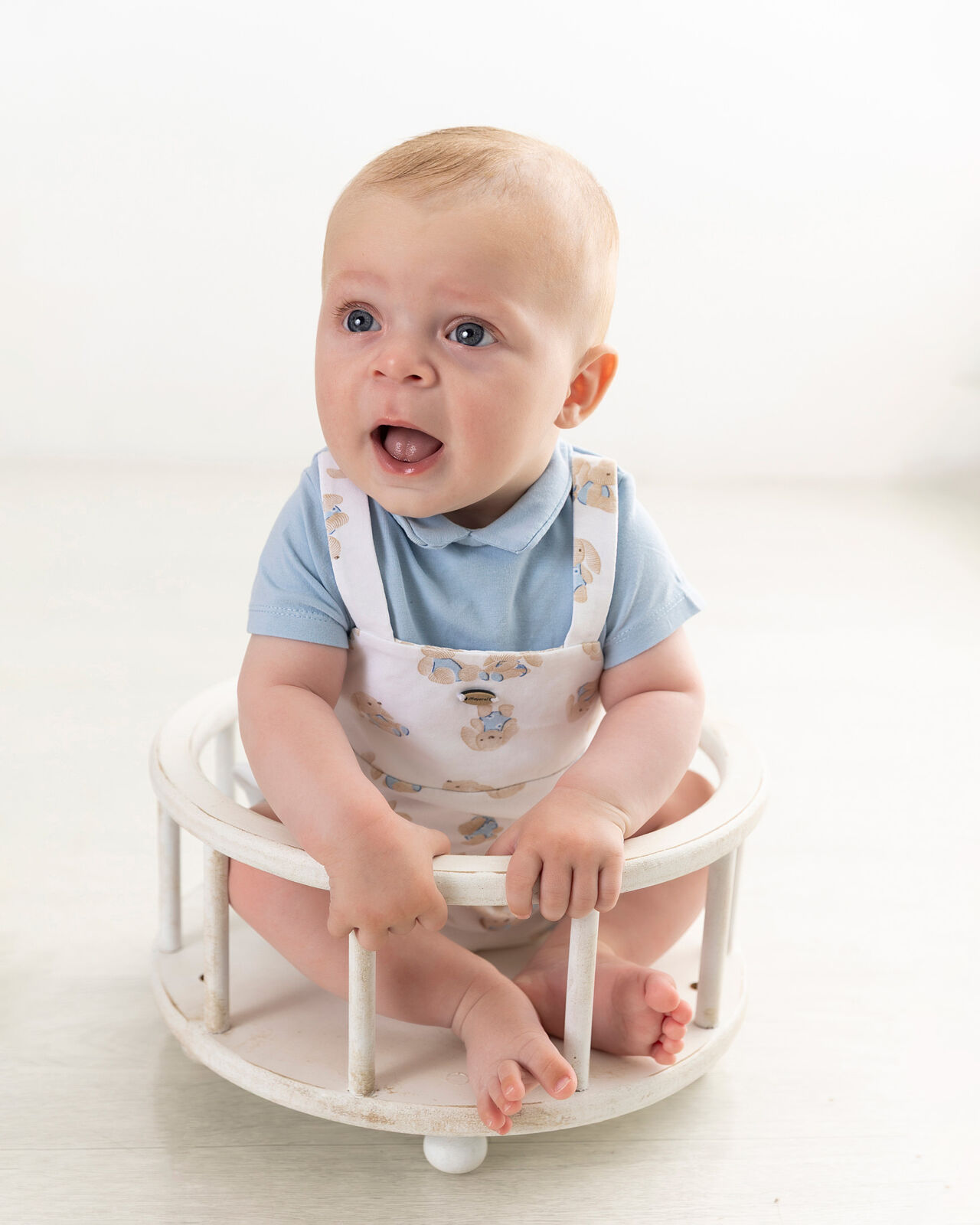 Sara Alarcon fotografia - sesion-bebe-sentado-fotografia-infantil-lleida-ts20260716152329639962.jpg