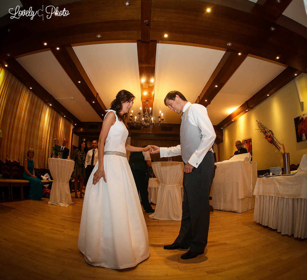 Lovelyphoto_austria_destinywedding_-25