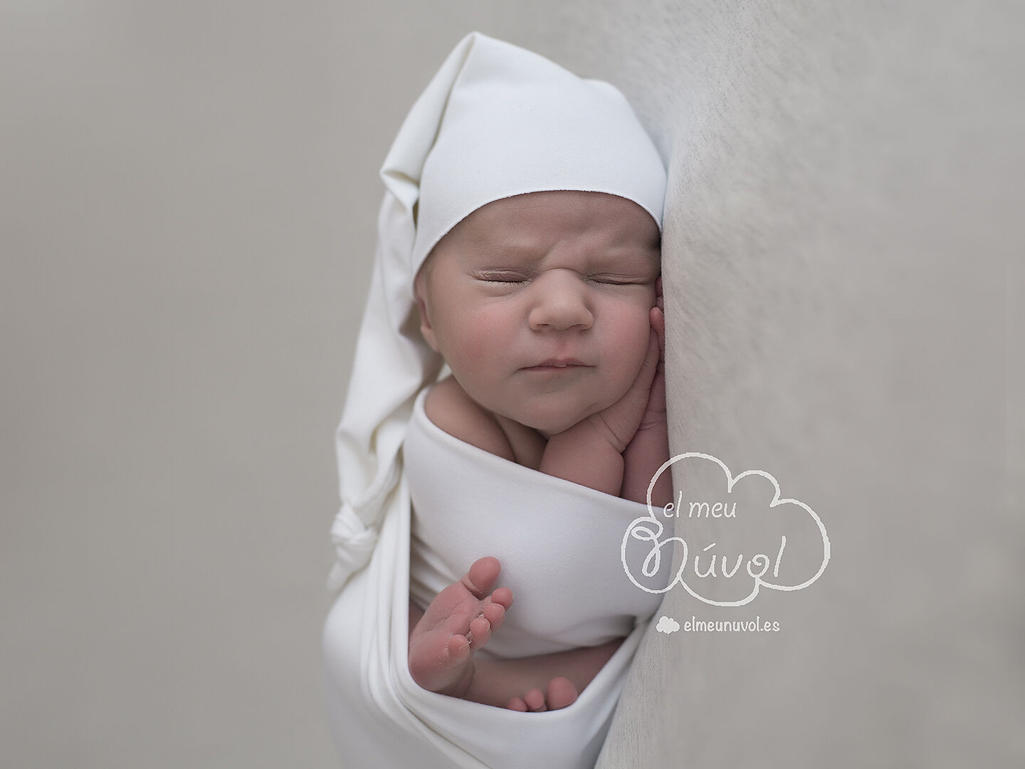 FOTOGRAFO_NEWBORN_IGUALADA_BARCELONA_FOTOS_RECIEN_NACIDO_EL_MEU_NUVOL_FOTOGRAFIA_EMBARAZO_FAMILIA_NOUNAT_NADO_BEBE_00004