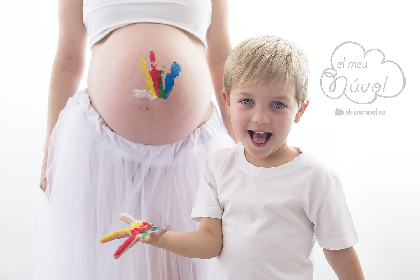 fotografía embarazo arcoiris igualada el meu núvol fotógrafo de recién nacido newborn nadó nounat bebé